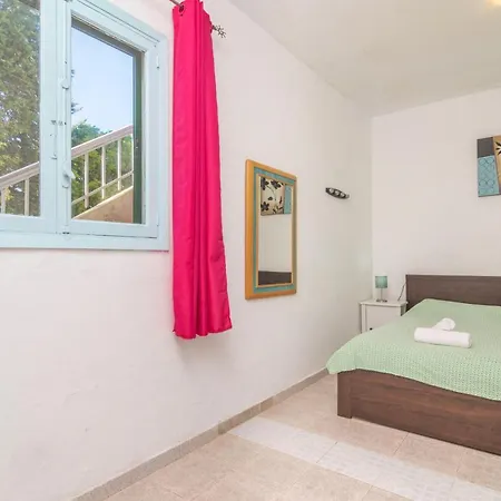 Apartment Melousa Paradise *